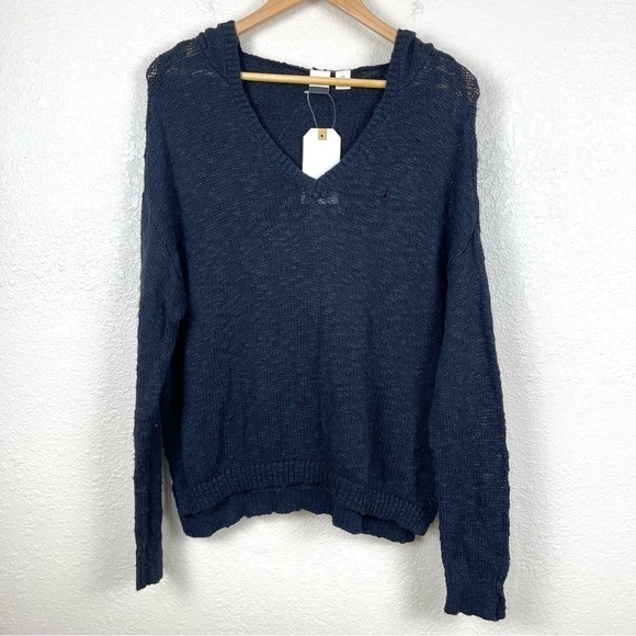 Roxy Black Knit Long Sleeve Hooded Pullover Sweater Size Small Women - Picture 1 of 11